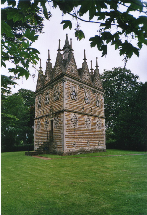 Triangular Lodge